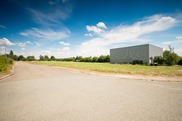 À vendre – Terrain industriel de 10 000 m² à Champrond-en-Gâtine – Eure-et-Loir (28)