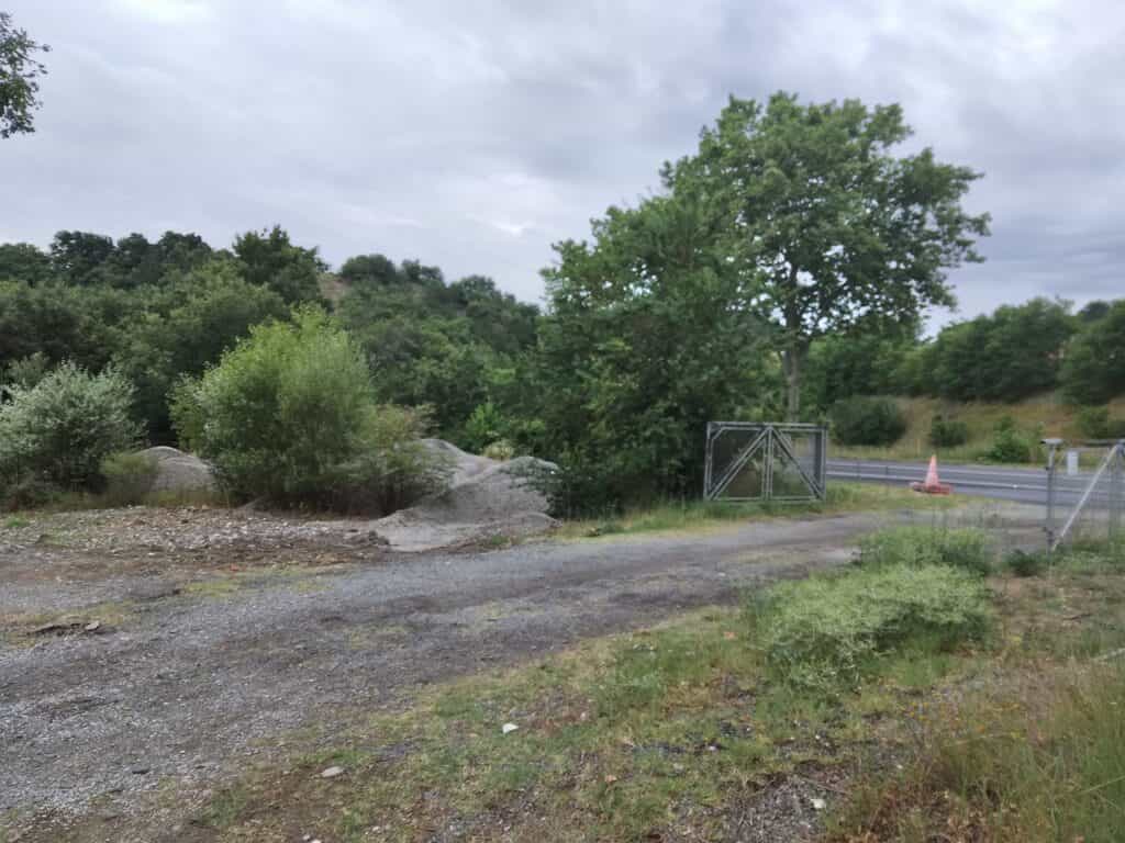À vendre – Terrain industriel de 3 500 m² à Aubignosc – Alpes-de-Haute-Provence (04)