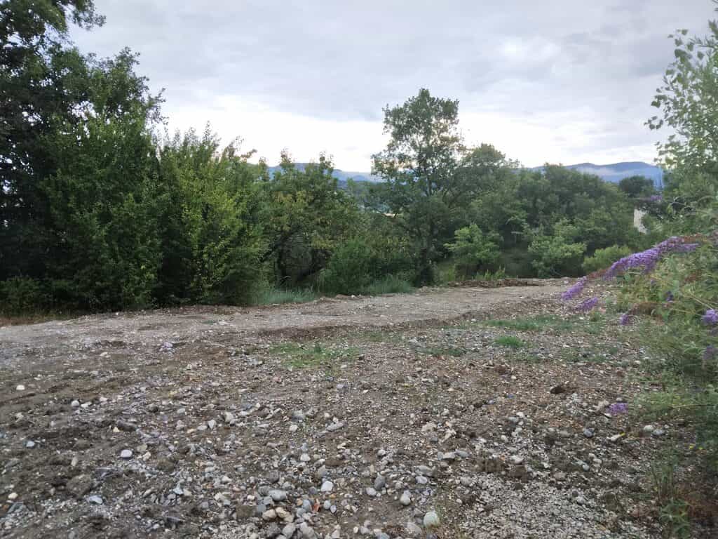 À vendre – Terrain industriel de 3 500 m² à Aubignosc – Alpes-de-Haute-Provence (04)