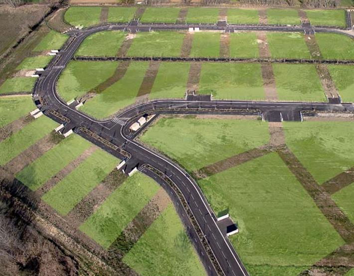 À vendre – Terrains industriels de 1 455 et 1 921 m² au sein du Parc d’Activités Economique de Perréal à Apt – Vaucluse (84)