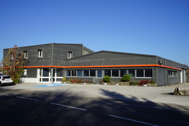 Achat d&rsquo;entrepôts/ateliers de 850 m² proche de Genève