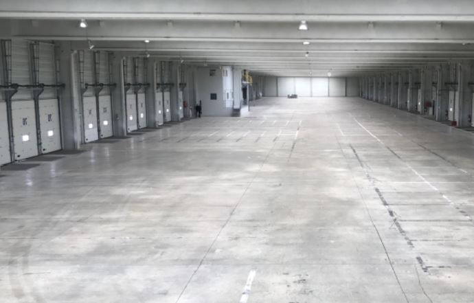 Achat ou location d&rsquo;un entrepôt de 8 899 m² à Montbéliard, dans le Doubs