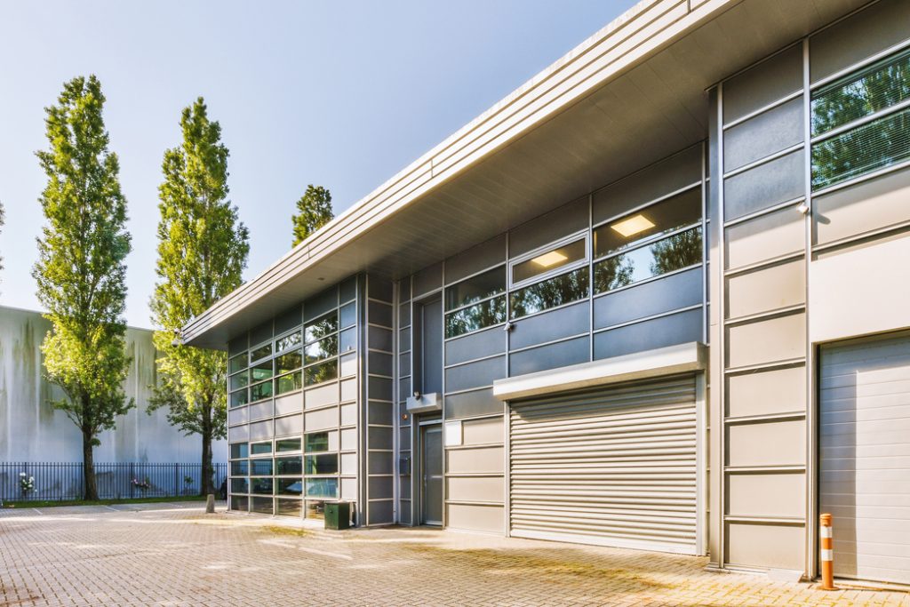 Atelier relais (bâtiment relais) : une solution immobilière pour les entreprises