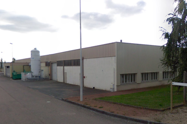 Bâtiment agroalimentaire de 1911 m² à louer/vendre – Entre Lyon et Clermont-Ferrand/Loire