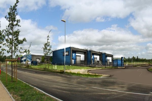 Bâtiment industriel  à Nevers Magny-Cours