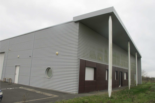 Bâtiment industriel à vendre à Mauges-sur-Loire / Maine-et-Loire (49)