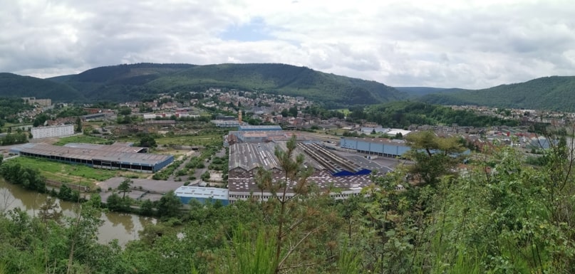 Bâtiment Industriel de 12 000 m² à reprendre – Revin (08)