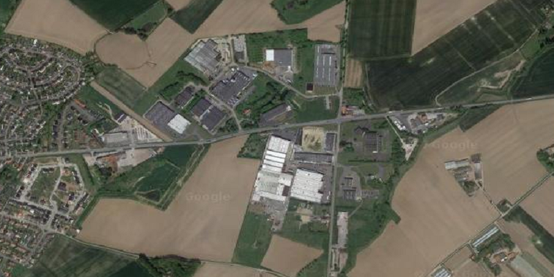 Bâtiment industriel de 4 480m² à louer ou à vendre à Wormhout- Dunkerque