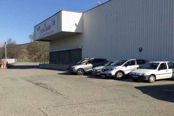 Bâtiment industriel de 4000 m² à vendre/louer – Gap Est/Hautes-Alpes