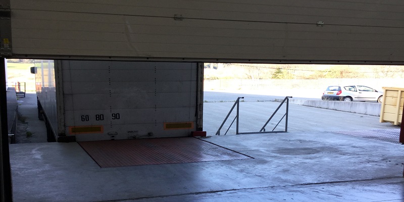 Bâtiment industriel de 4000 m² à vendre/louer – Gap Est/Hautes-Alpes