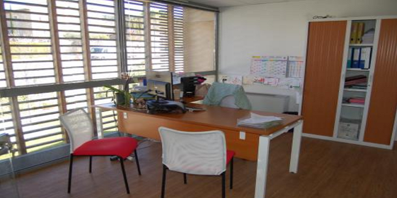 Bureaux à louer en centre tertiaire entre Carpentras et Cavaillon – Vaucluse / Provence