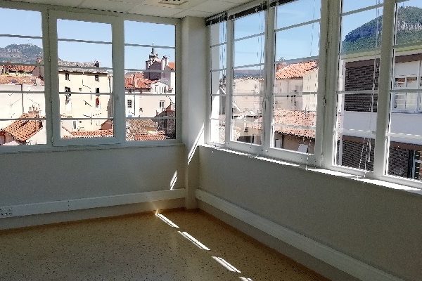 Bureaux à louer en pépinière et hôtel d&rsquo;entreprises à Millau