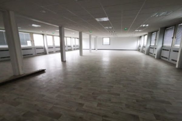Bureaux de 270 m² à louer à Neuville-en-Ferrain – Hauts-de-France (Nord)
