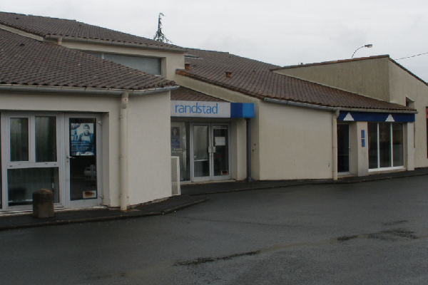Bureaux de 50 m² à louer entre La Rochelle et Poitiers – Niort