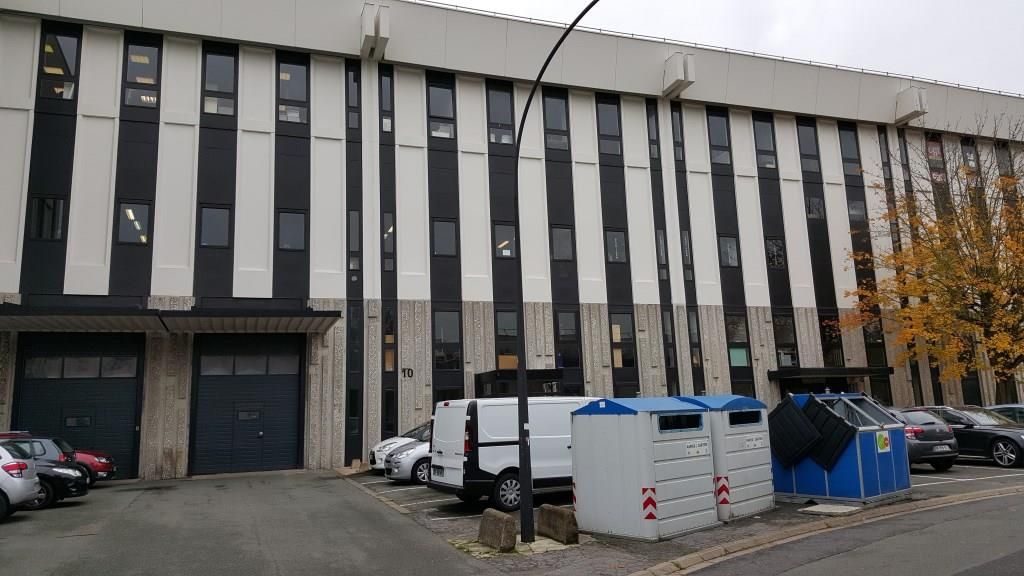 Entrepôt à louer de 560 à 1 780 m² proche de Paris