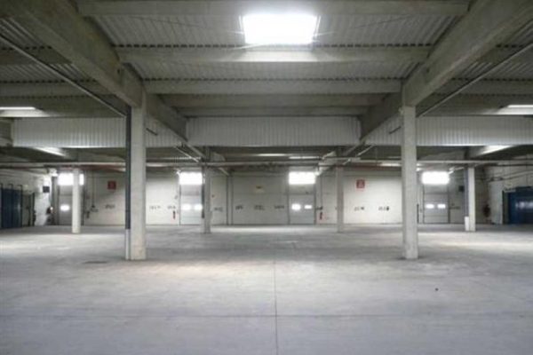 Entrepôt à louer ou à vendre – Meaux – Île-de-France – 11744 m²