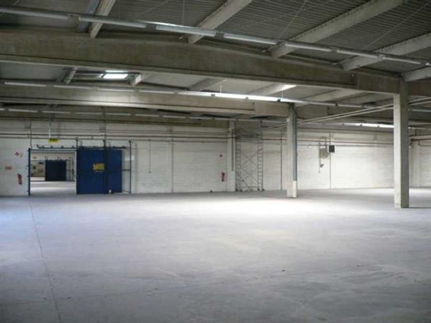 Entrepôt à louer ou à vendre – Meaux – Île-de-France – 11744 m²