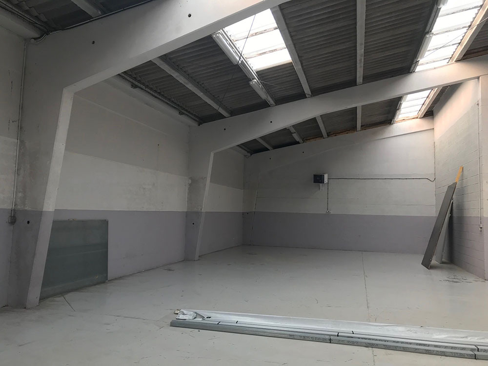 Entrepôt de 320 m² à louer – Calais (62)