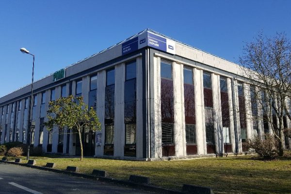 Entrepôt de 725 à 3 300 m² à louer proche de Paris – Essonne