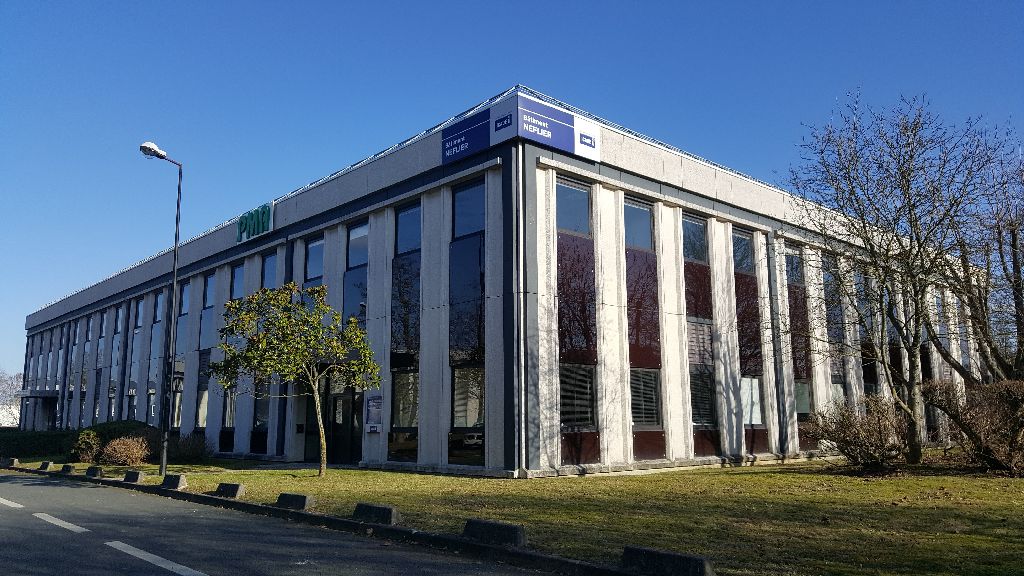 Entrepôt de 725 à 3 300 m² à louer proche de Paris – Essonne