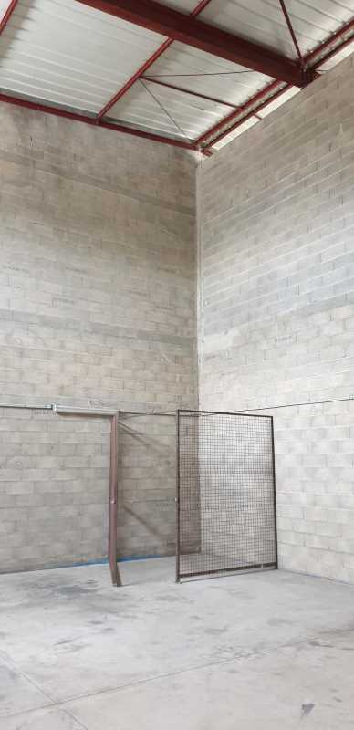 Entrepôt et bureaux en location à Perpignan – entre 100 et 390 m²