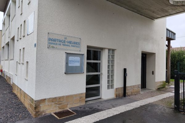 Espace de coworking à louer à Vouziers, au sein de la communauté de communes de l’Argonne Ardennaise.