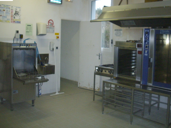 Laboratoire, bureaux et vestiaire de 171 m² à vendre à Limoges