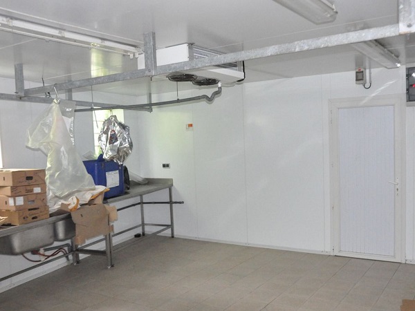 Laboratoire de 320 m² à vendre – La Tour-Blanche (24)