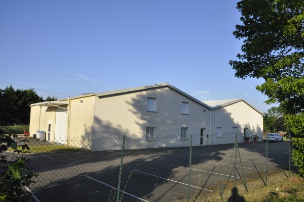 Local d’activité de 645 m² à l’achat ou à la location – Bourran (47)