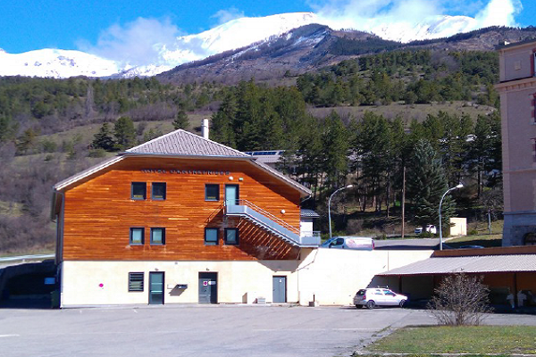 Local d&rsquo;activités à louer à Barcelonnette – le Crapelet