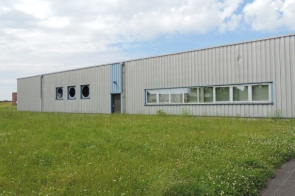 Local d&rsquo;activités à vendre ou à louer – 600 m² – proximité Valenciennes