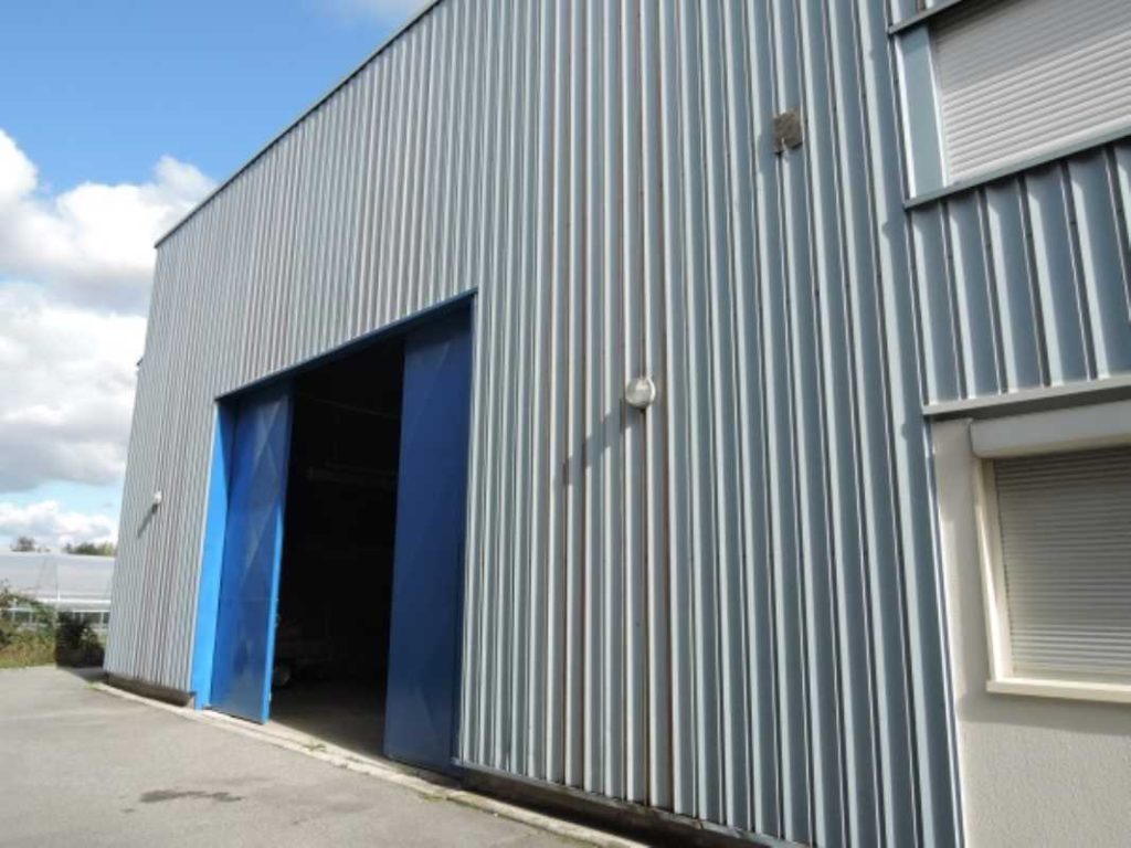 Local d&rsquo;activités à vendre Paris –  1 020 m² – Meaux
