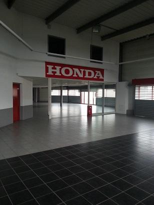 Local d&rsquo;activités de 1000 m² à louer et à vendre – Meaux (77)