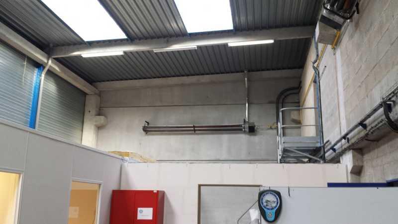 Local d&rsquo;activités de 1050 m² à vendre à Meaux – Seine-et-Marne (77) – Île-de-France