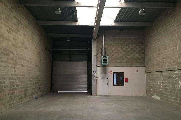 Local d&rsquo;activités de 258 m² à louer – Meaux (77)