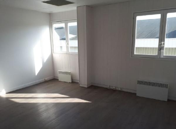 Local d&rsquo;activités de 89 m² à louer à Meaux – Seine-et-Marne (77) – Île-de-France