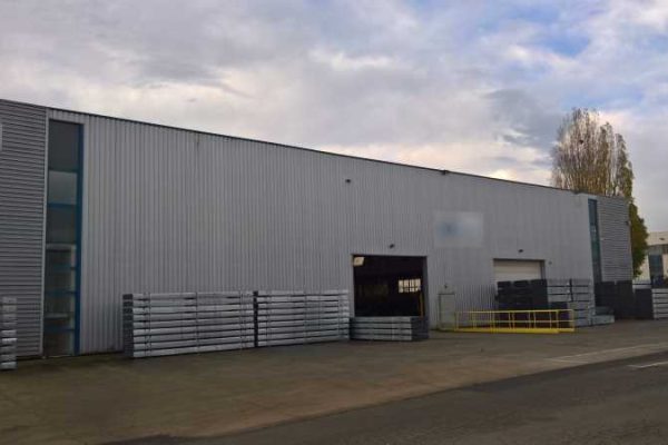 Local d&rsquo;activités en location Paris – 3072 m² – proximité Aéroport Charles de Gaulle