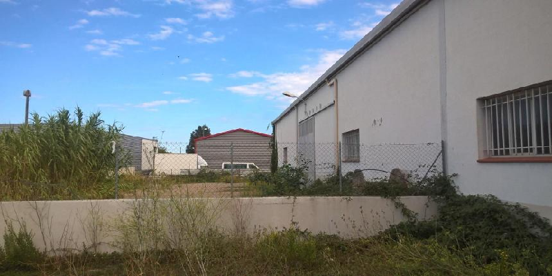 Local d&rsquo;activités en location – Perpignan