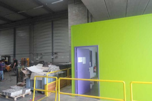 Local d’activités location Paris – 679 m² – Proximité Aéroport CDG