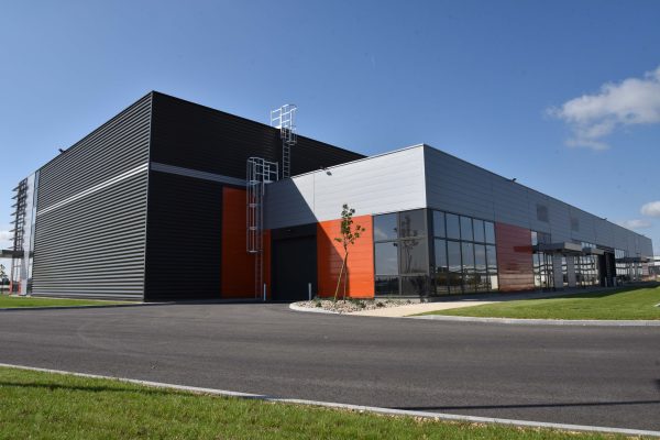 Local d&rsquo;activités neufs de 400 m² à louer – Poitiers