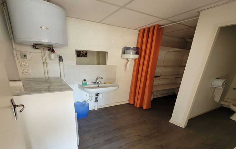 Local de 100 m² à louer dans la ZAE du parc des métiers à Ermont