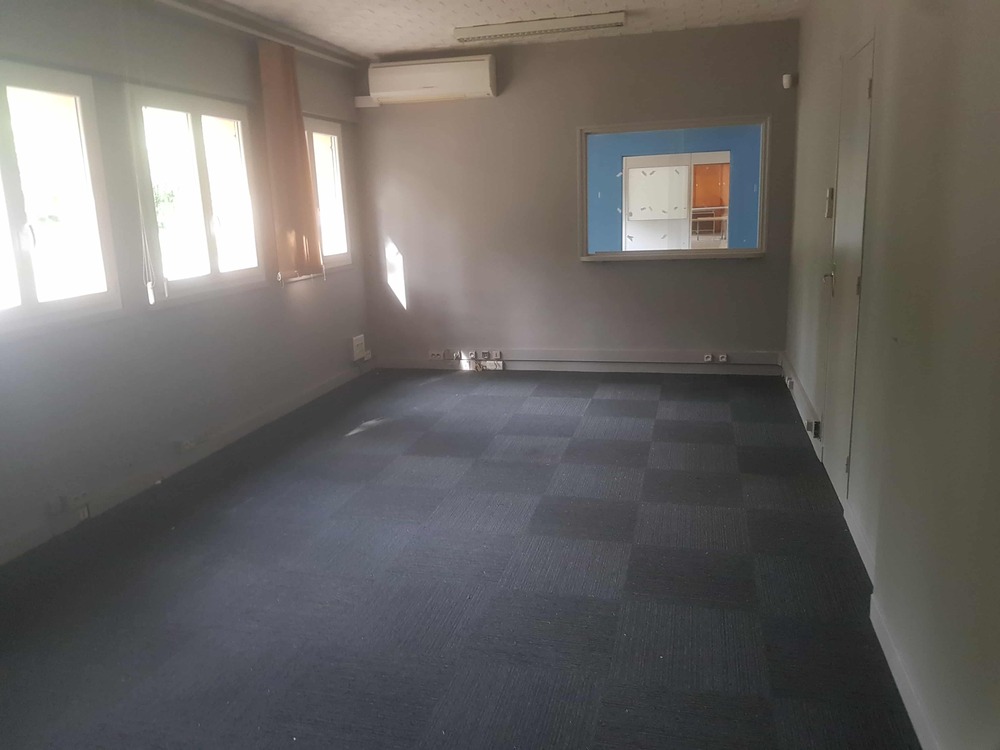 Local industriel de 11 500 m² à vendre – Migennes (89)