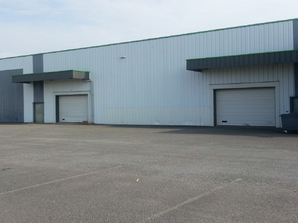 Local industriel de 2 280 m² à louer ou à vendre à Poitiers
