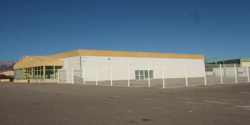 Local industriel de 800 m² à vendre – Gap Sud/Hautes-Alpes