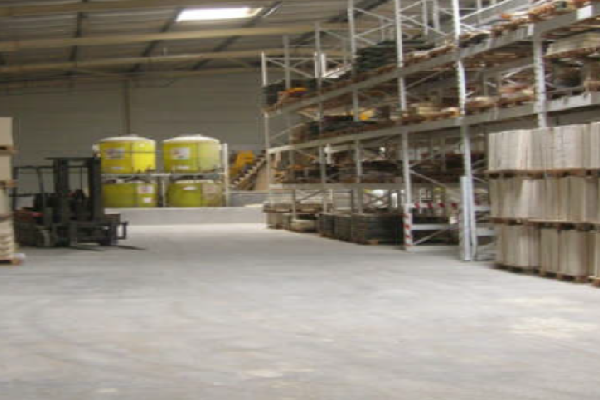 Local industriel – Poitiers