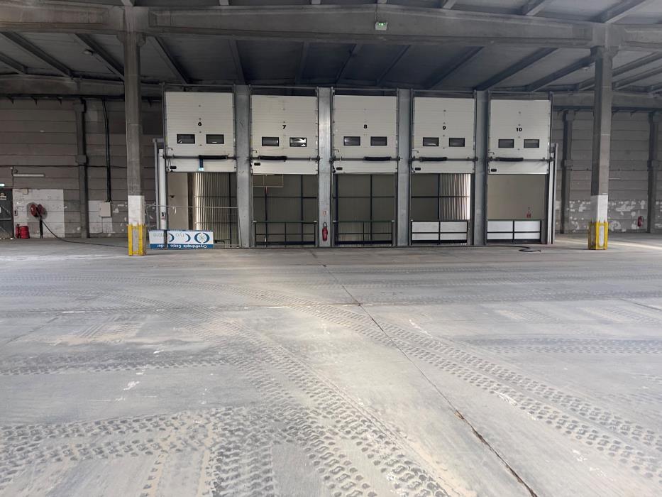 Local Logistique de 8 300 m² à louer à Amiens (80)
