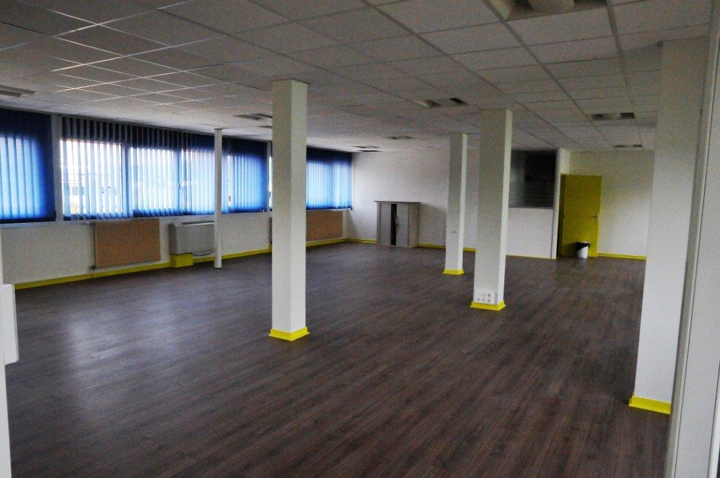 Location bureaux divisibles d&rsquo;une surface de 500 m² proche de Lyon