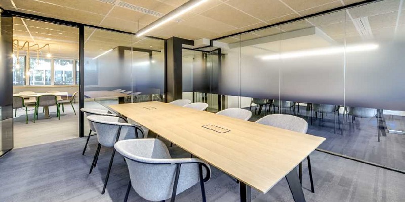 Location bureaux Paris – 3 635 m² – Paris Nord Ouest
