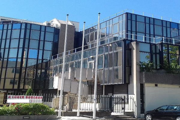 Location bureaux proche Lyon –  710 m² – Entre Clermont-Ferrand et Lyon
