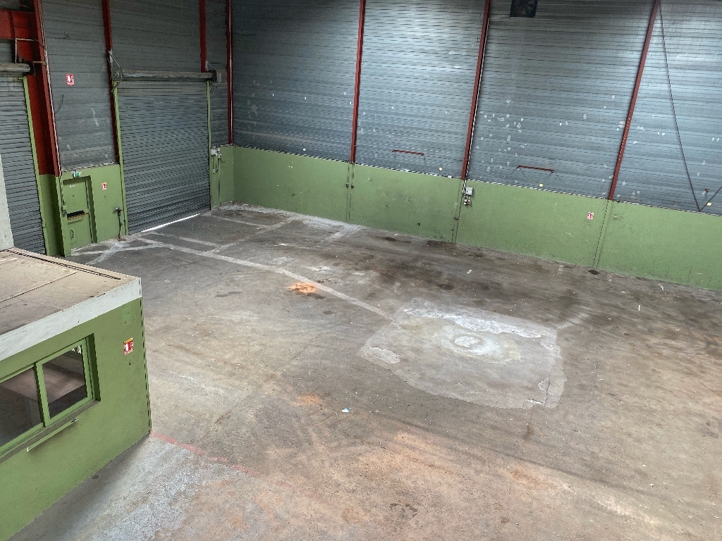 Location d&rsquo;entrepôt d&rsquo;une surface de 1 254 m² à Aubagne